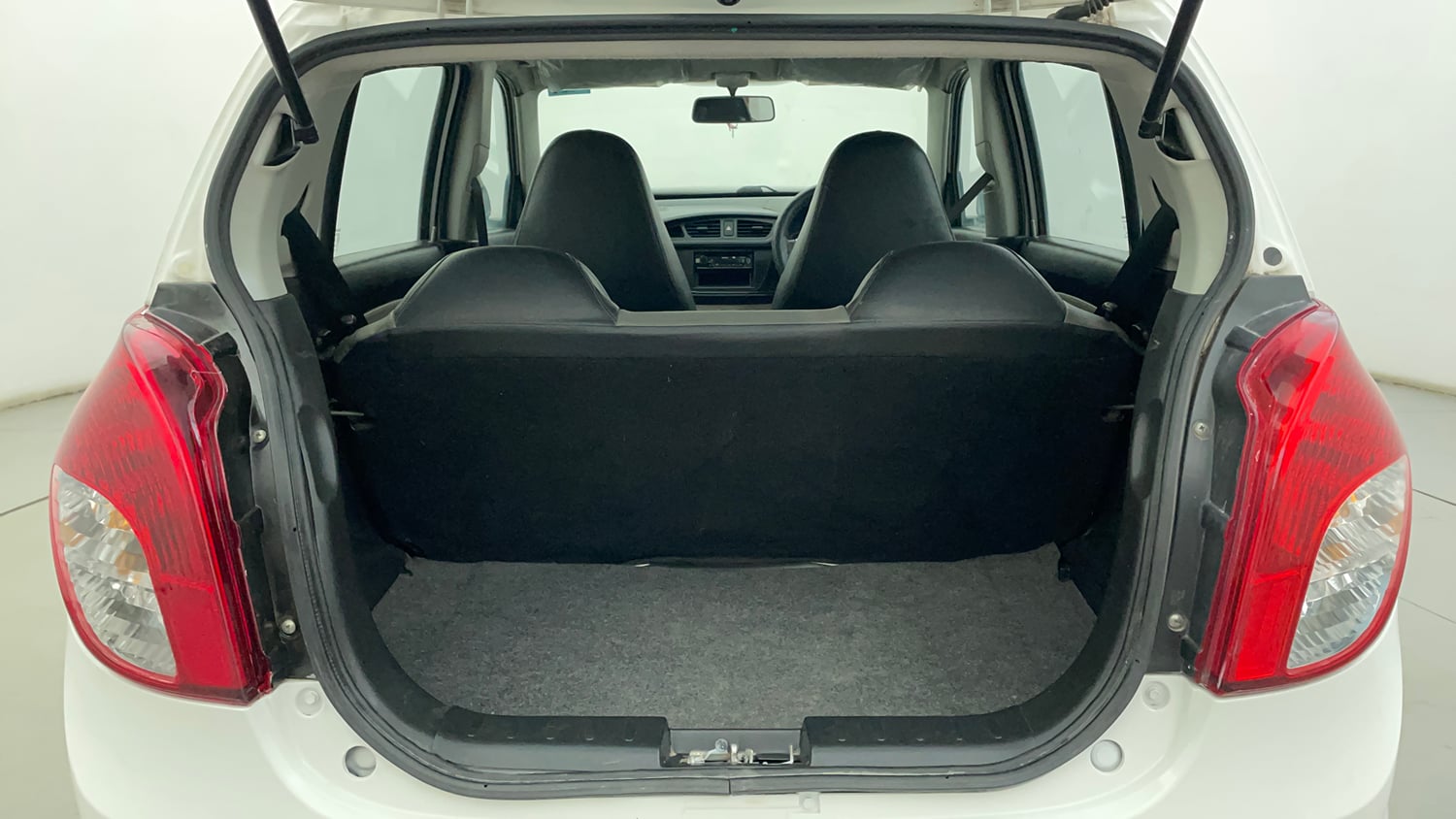 Used 2020 Maruti Suzuki Alto 800 LXi Petrol Manual interior DICKY INSIDE VIEW