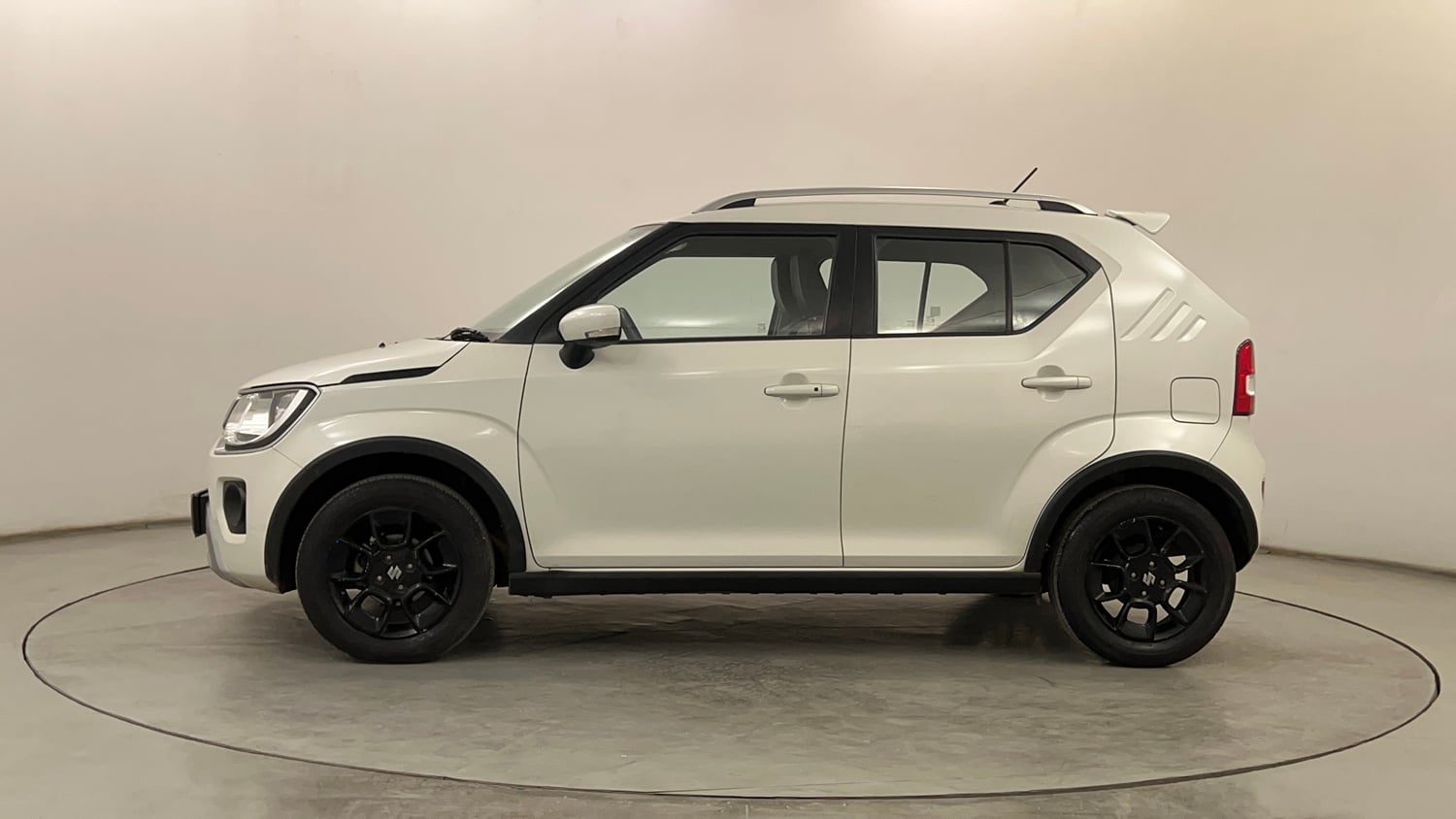 Used 2022 Maruti Suzuki Ignis Zeta 1.2 MT Petrol Manual exterior LEFT SIDE VIEW