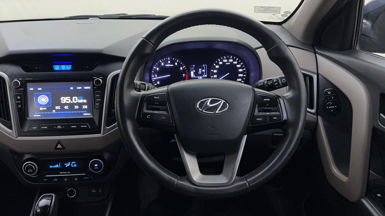 Used 2016 Hyundai Creta 1.6 SX Plus AT Petrol Petrol Automatic interior STEERING VIEW