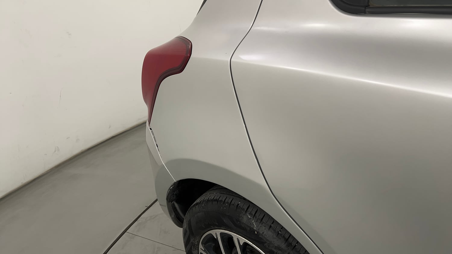 Used 2019 Maruti Suzuki Swift ZXi Plus Petrol Manual dents MINOR DENT