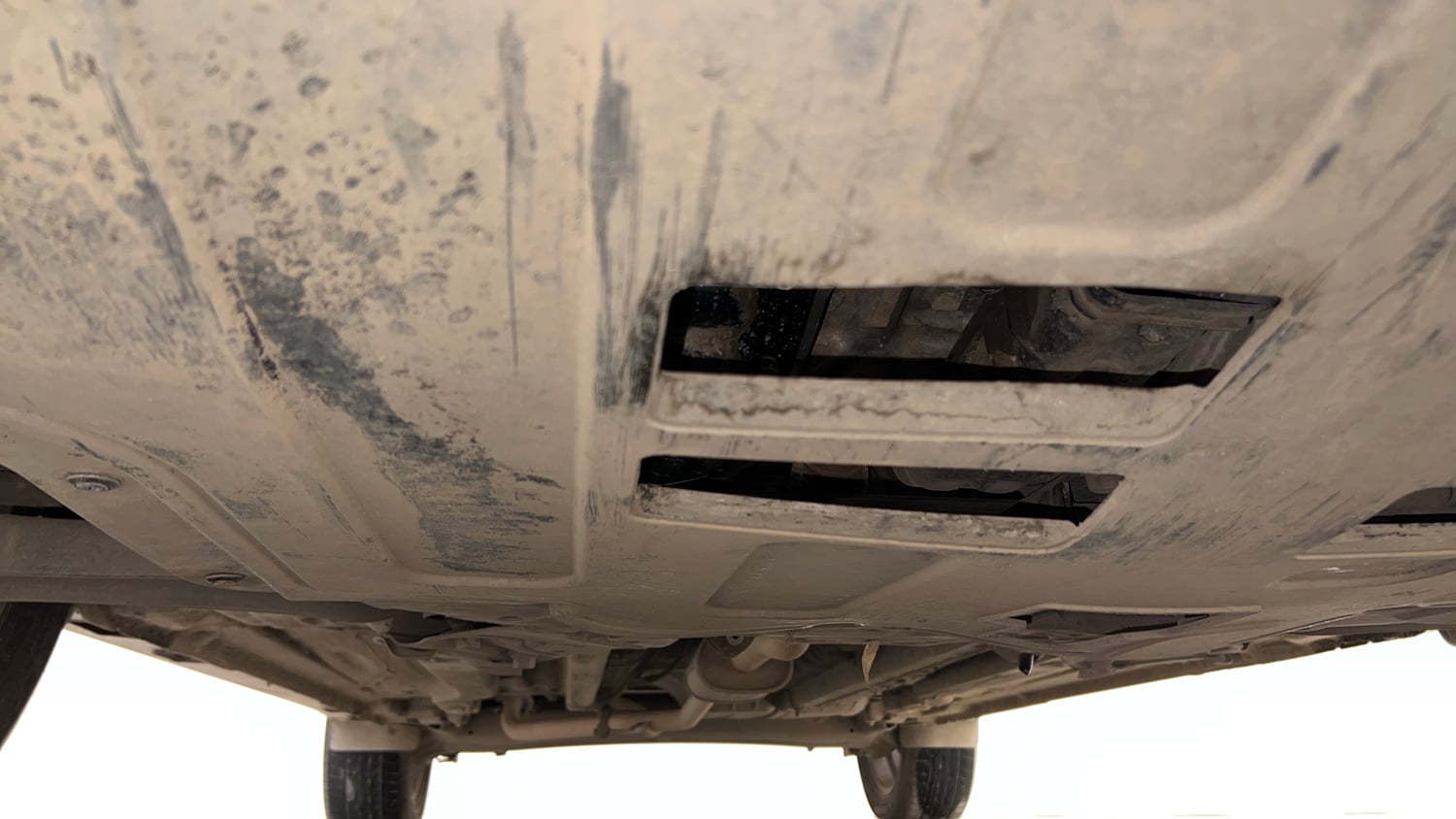 Used 2016 Hyundai Creta 1.6 SX Plus AT Petrol Petrol Automatic extra FRONT LEFT UNDERBODY VIEW