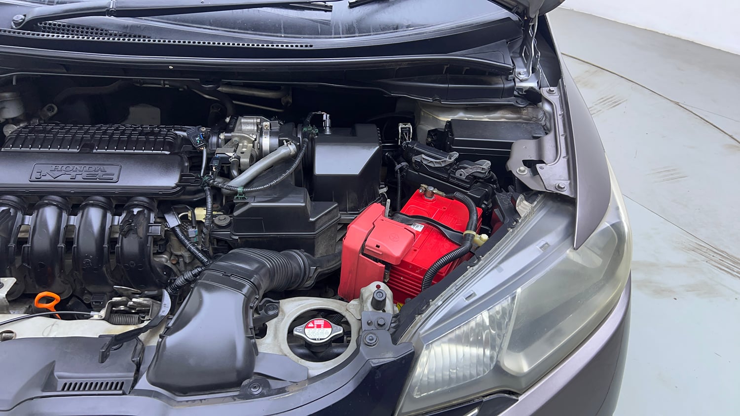 Used 2016 Honda Jazz V AT Petrol Petrol Automatic engine ENGINE LEFT SIDE VIEW
