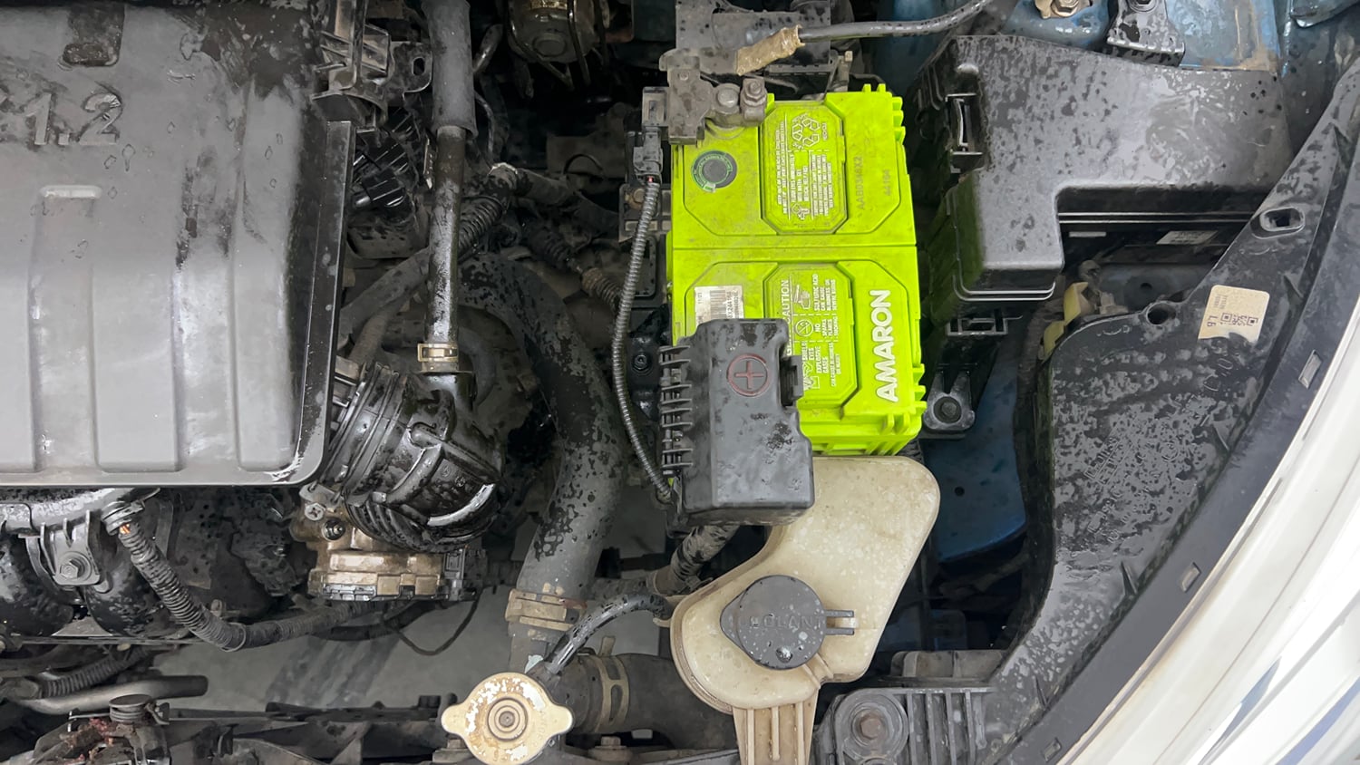 Used 2018 Hyundai Grand i10 Sportz 1.2 Kappa VTVT Dual Tone Petrol Manual engine ENGINE LEFT SIDE VIEW