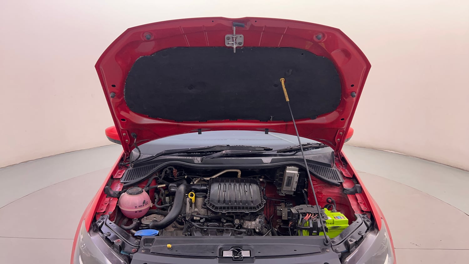 Used 2020 Volkswagen Polo Comfortline Plus 1.0L MPI Petrol Manual engine ENGINE & BONNET OPEN FRONT VIEW