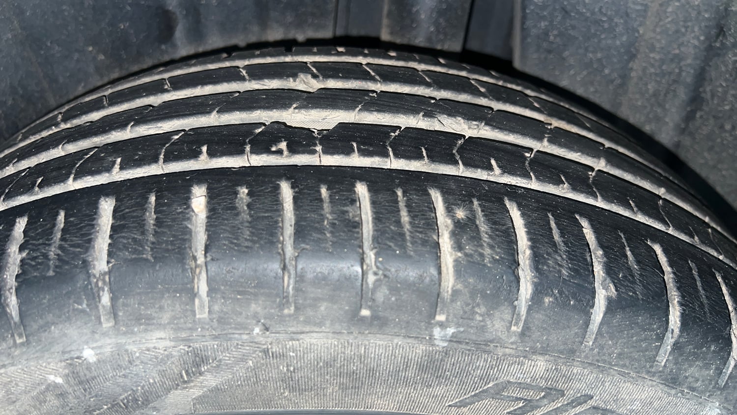 Used 2022 Maruti Suzuki Baleno Alpha AGS Petrol Automatic tyres LEFT REAR TYRE TREAD VIEW