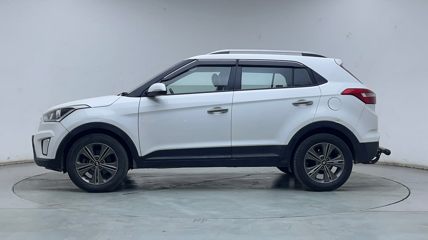 Used 2017 Hyundai Creta SX 1.6 CRDI (O) Diesel Manual exterior LEFT SIDE VIEW