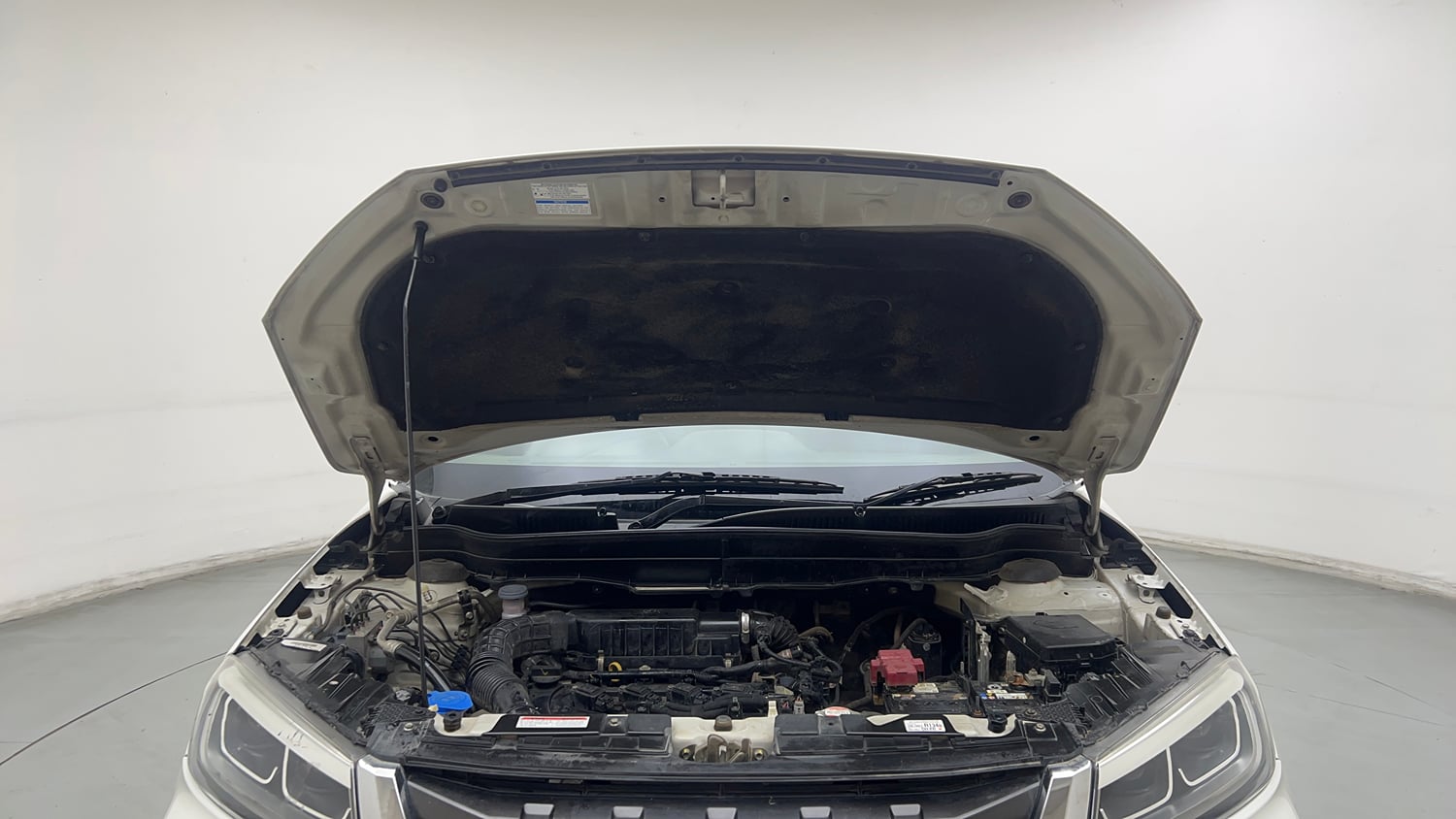 Used 2021 Toyota Urban Cruiser High Grade AT Petrol Automatic engine ENGINE & BONNET OPEN FRONT VIEW