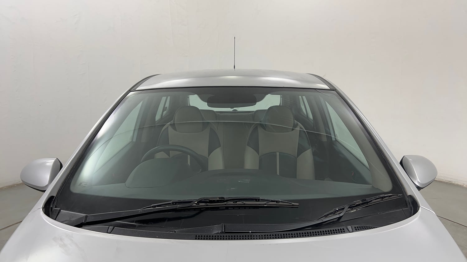 Used 2015 Hyundai Grand i10 Magna 1.2 Kappa VTVT Petrol Manual exterior FRONT WINDSHIELD VIEW
