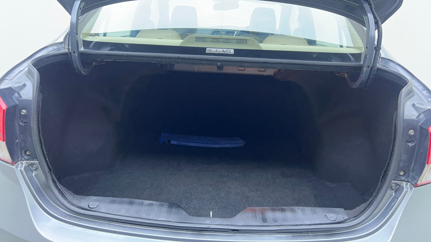 Used 2018 Maruti Suzuki Ciaz Alpha 1.4 MT Petrol Manual interior DICKY INSIDE VIEW