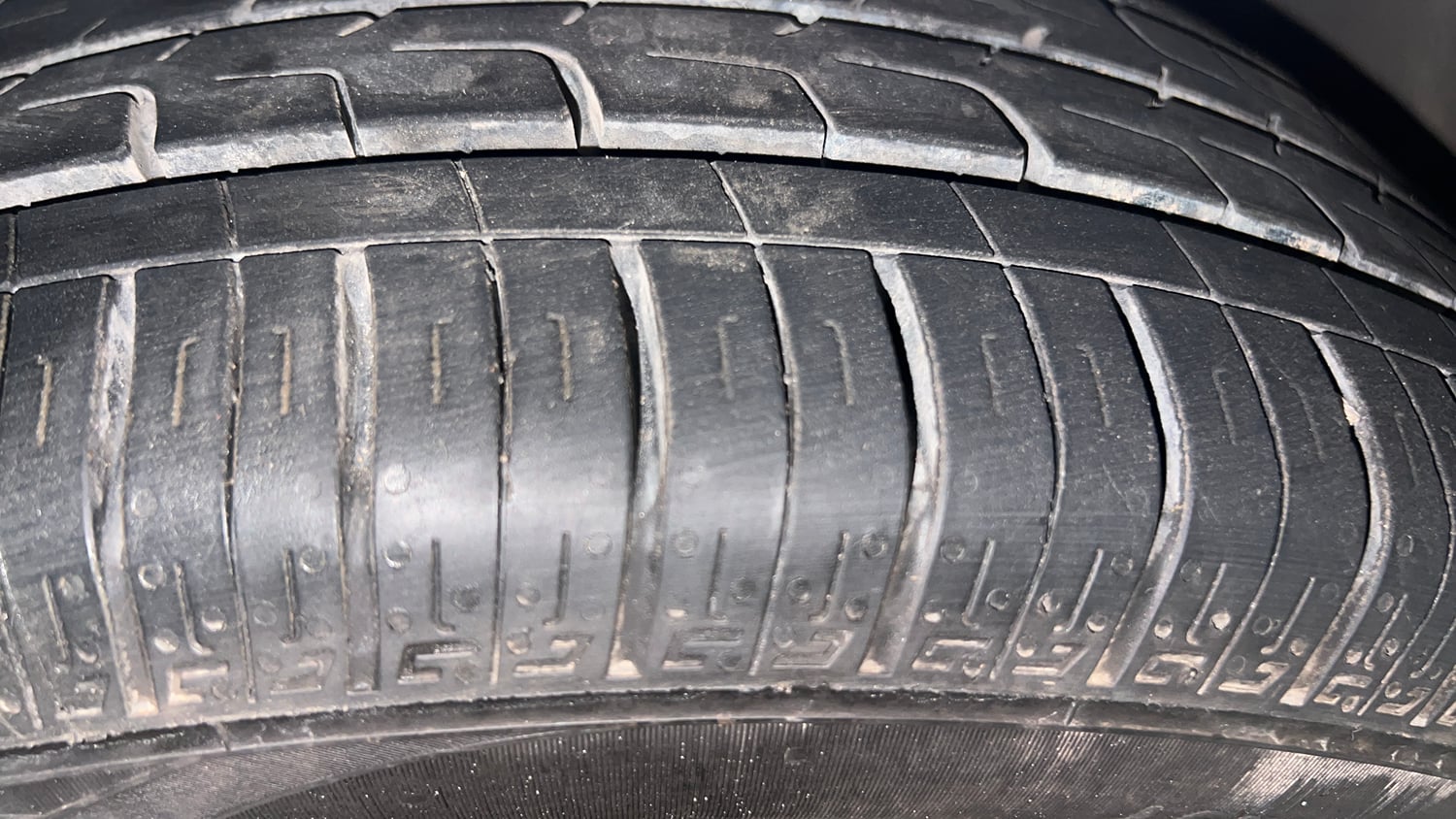 Used 2021 Skoda Rapid Style Petrol Manual tyres RIGHT FRONT TYRE TREAD VIEW
