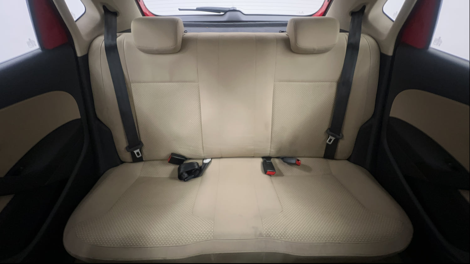 Used 2016 Volkswagen Polo Highline1.2L (P) Petrol Manual interior REAR SEAT CONDITION VIEW