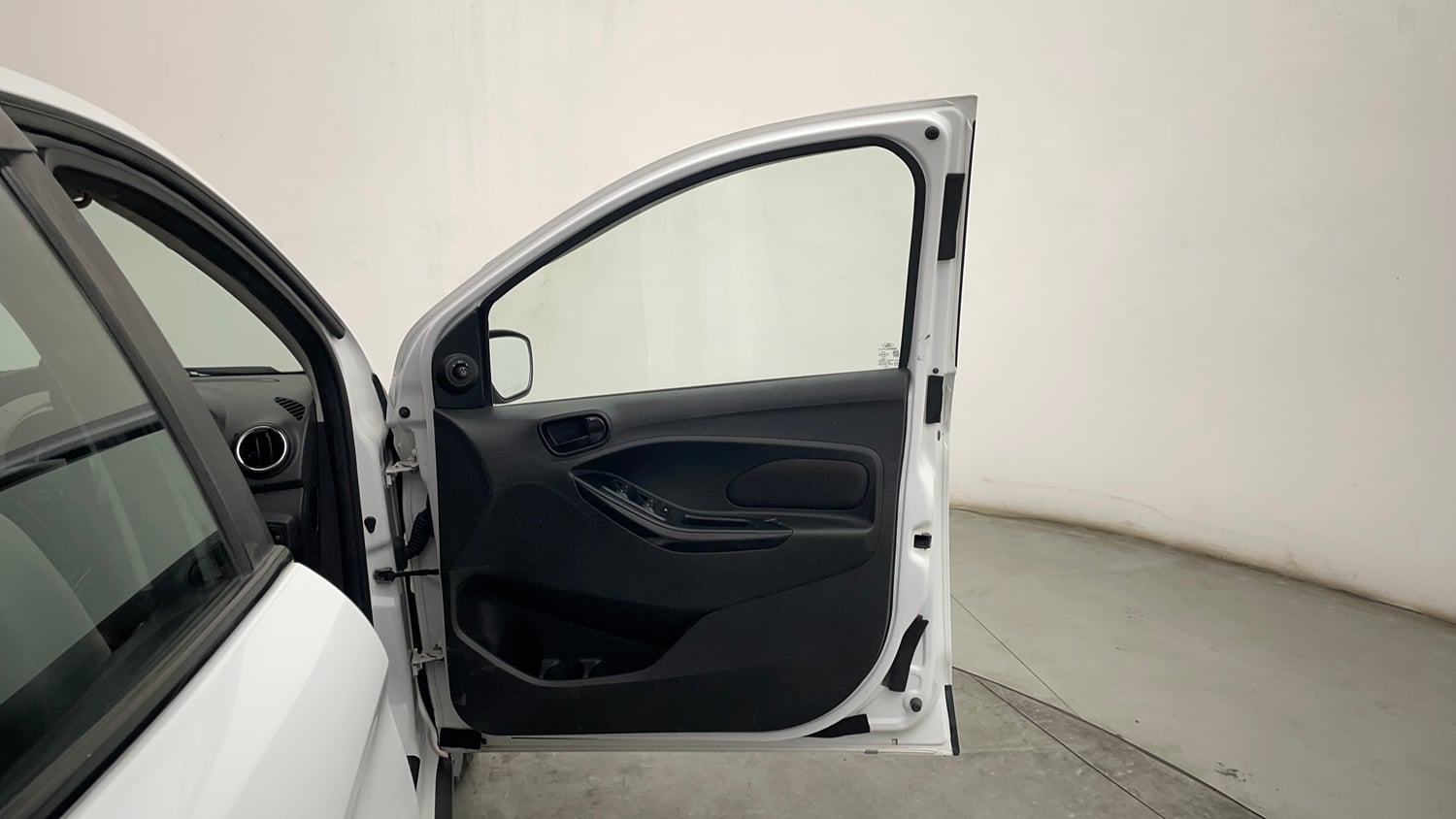 Used 2019 Ford Figo Titanium 1.5 Ti-VCT AT Petrol Automatic interior RIGHT FRONT DOOR OPEN VIEW