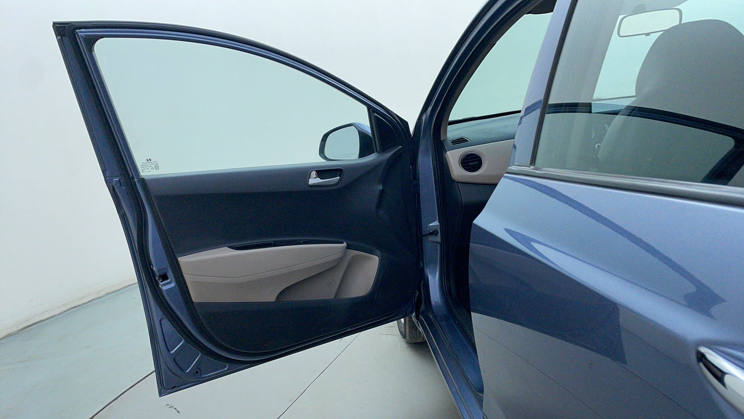 Used 2014 Hyundai Grand i10 Asta AT 1.2 Kappa VTVT Petrol Automatic interior LEFT FRONT DOOR OPEN VIEW