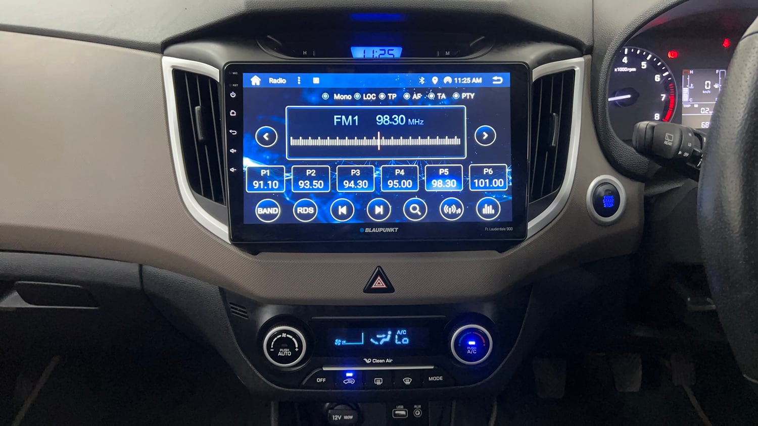 Used 2016 Hyundai Creta 1.6 SX Plus Petrol Petrol Manual interior MUSIC SYSTEM & AC CONTROL VIEW