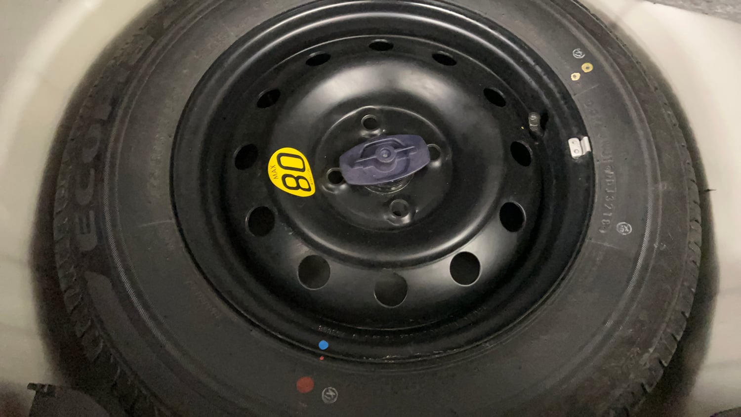 Used 2019 Maruti Suzuki Swift ZXi Plus Petrol Manual tyres SPARE TYRE VIEW
