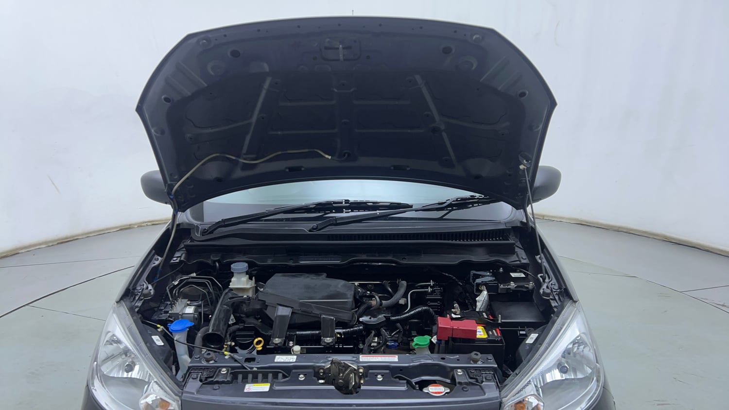 Used 2024 Maruti Suzuki Alto K10 VXi Plus Petrol Manual engine ENGINE & BONNET OPEN FRONT VIEW