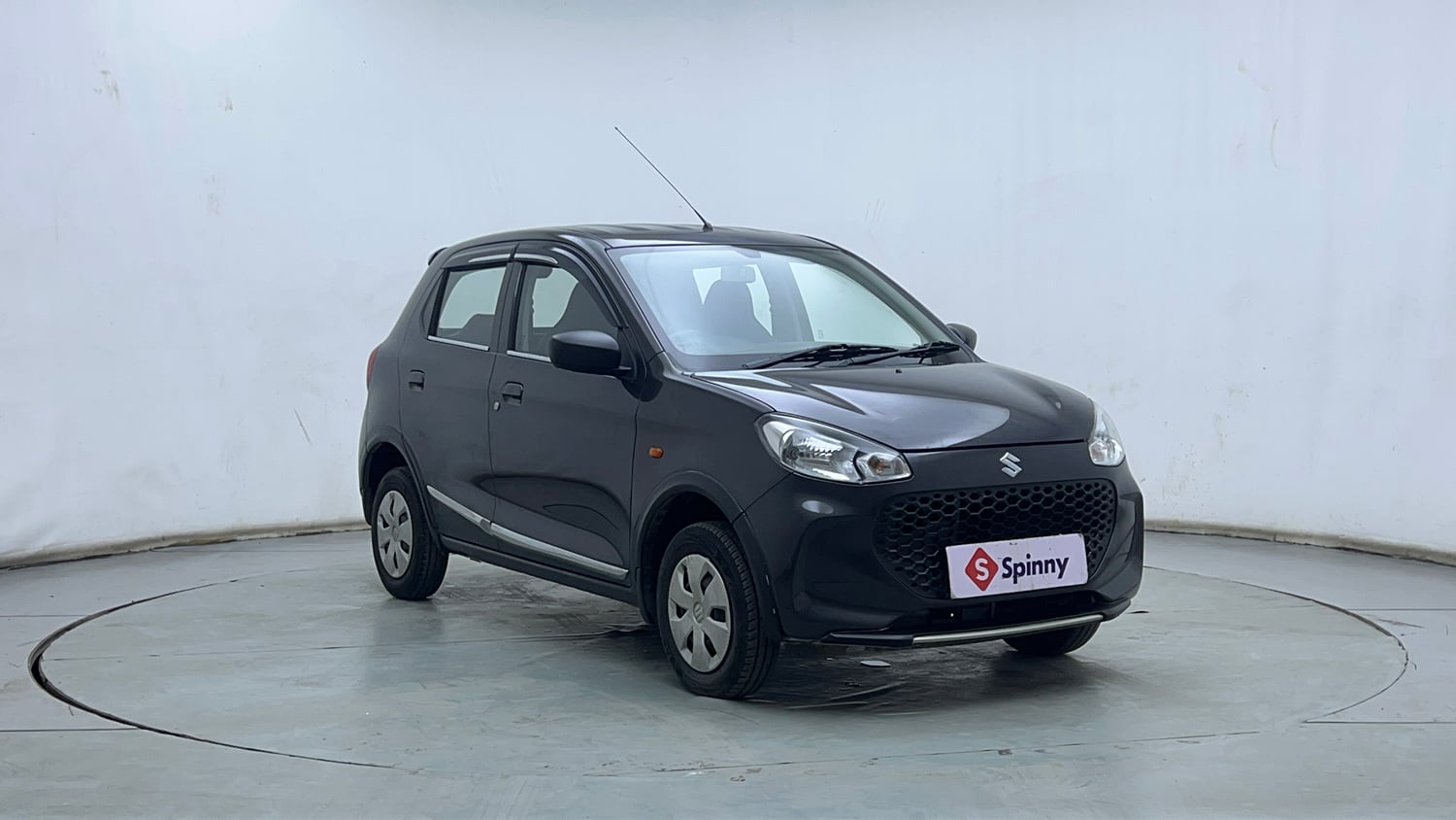 Used 2024 Maruti Suzuki Alto K10 VXi Plus Petrol Manual exterior RIGHT FRONT CORNER VIEW