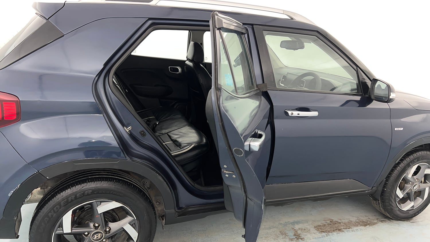 Used 2019 Hyundai Venue SX Plus 1.0L Turbo DCT Sport Petrol Automatic interior RIGHT SIDE REAR DOOR CABIN VIEW