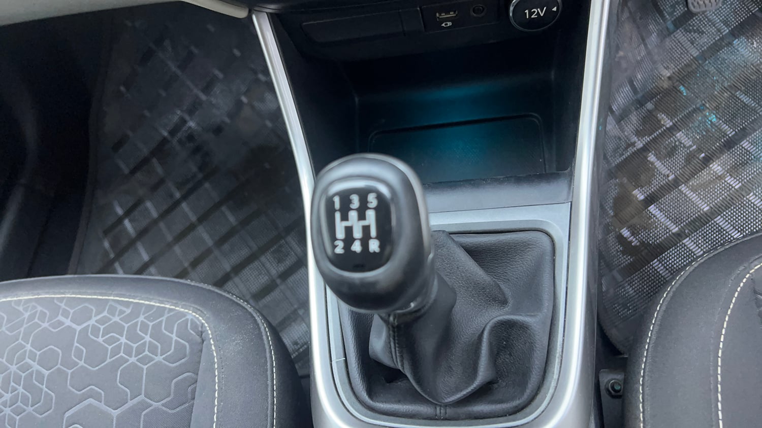 Used 2021 Tata Altroz XZ Petrol Petrol Manual interior GEAR  KNOB VIEW