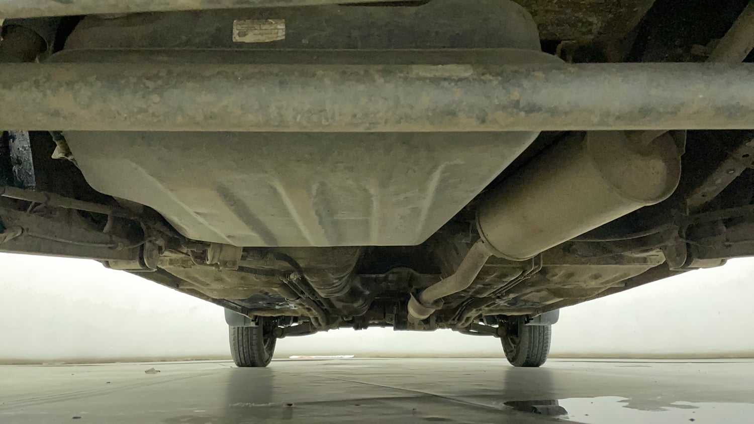 Used 2020 Maruti Suzuki Alto 800 LXi Petrol Manual extra REAR UNDERBODY VIEW (TAKEN FROM REAR)