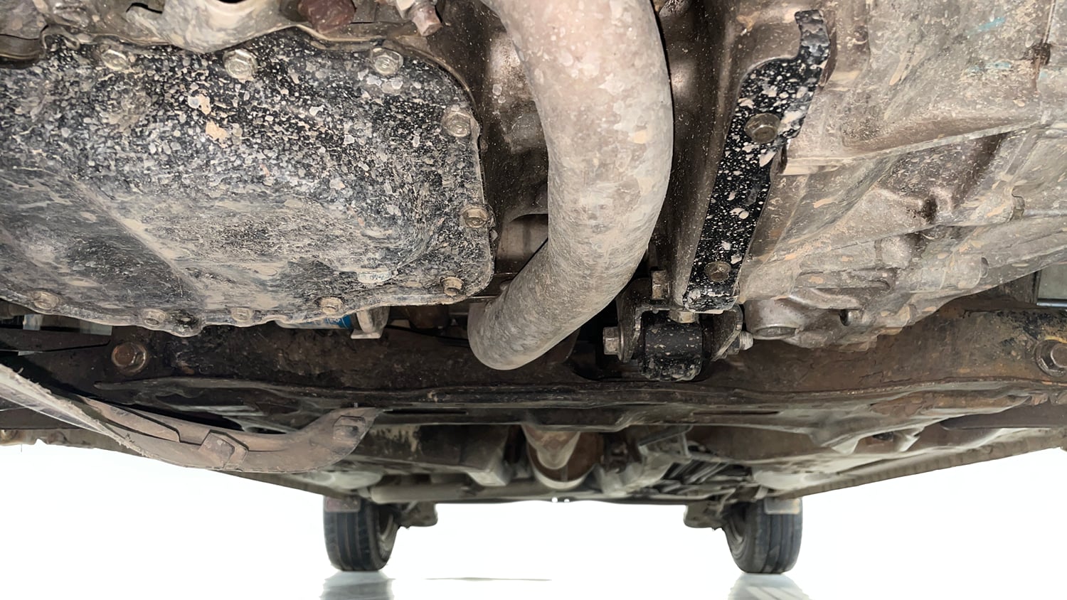 Used 2013 Honda Amaze 1.5 S i-DTEC Diesel Manual extra FRONT LEFT UNDERBODY VIEW