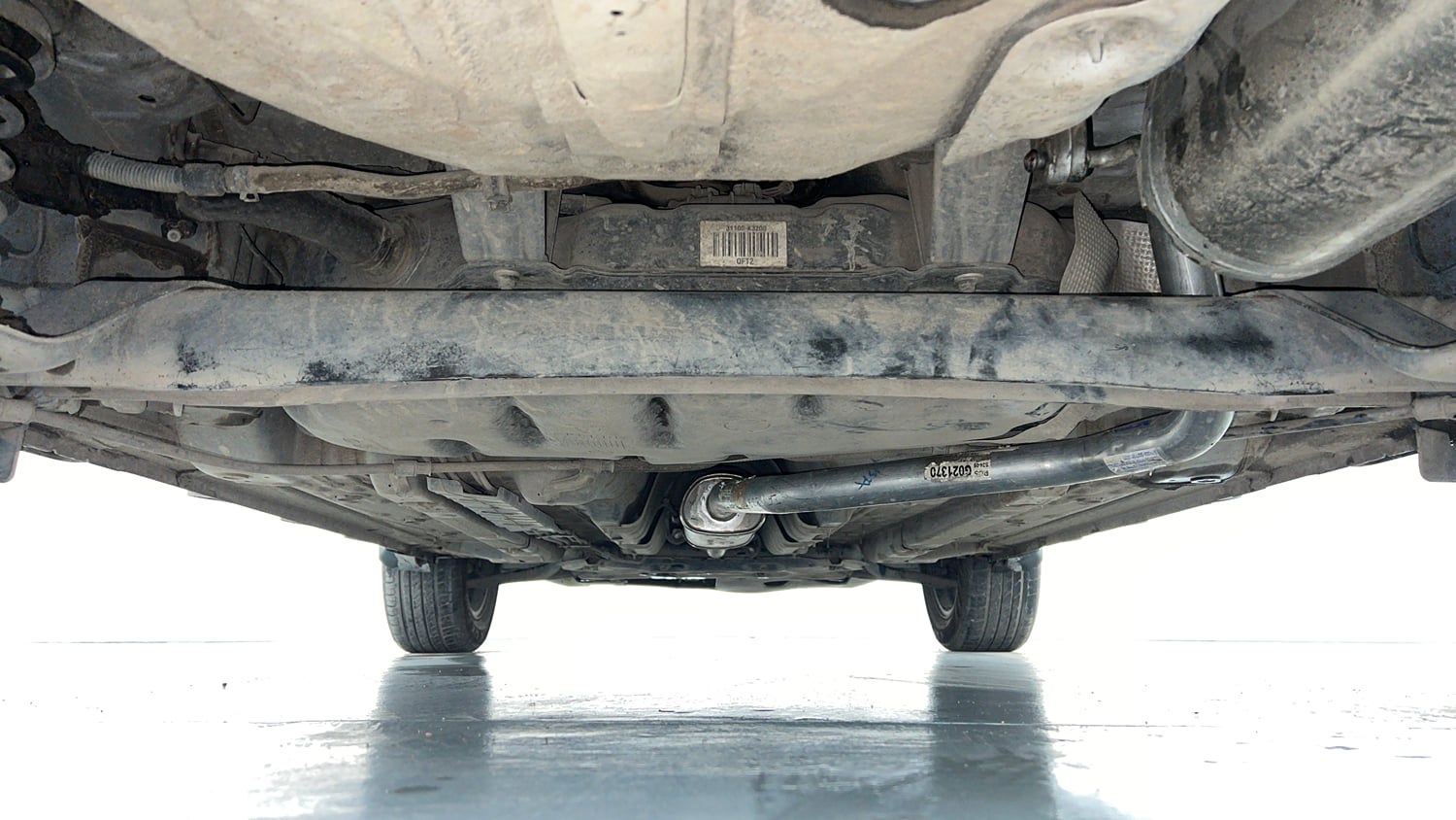 Used 2019 Hyundai Venue SX Plus 1.0L Turbo DCT Sport Petrol Automatic extra REAR UNDERBODY VIEW (TAKEN FROM REAR)