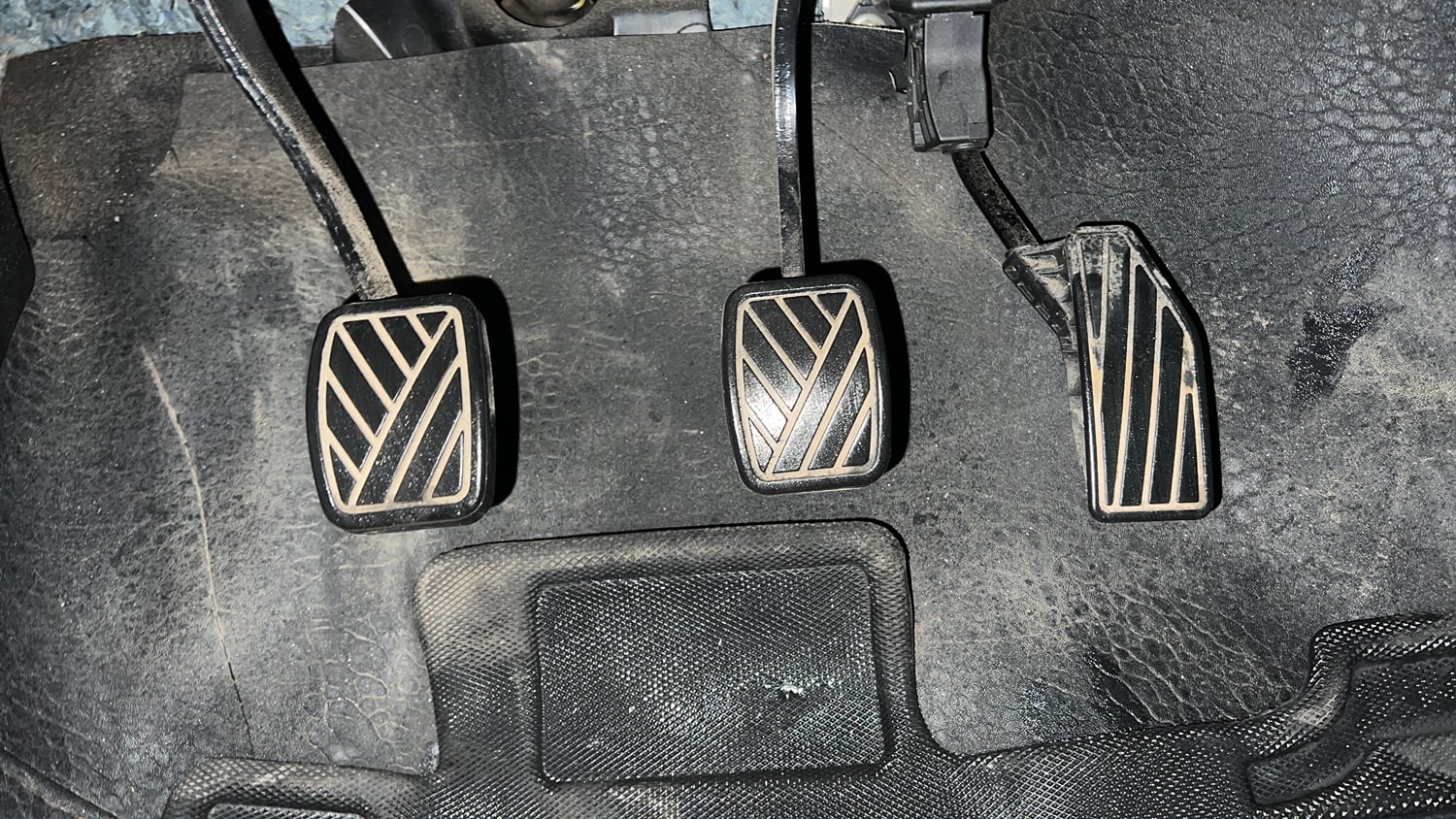 Used 2025 Maruti Suzuki Swift ZXi Plus Petrol Manual interior PEDALS VIEW