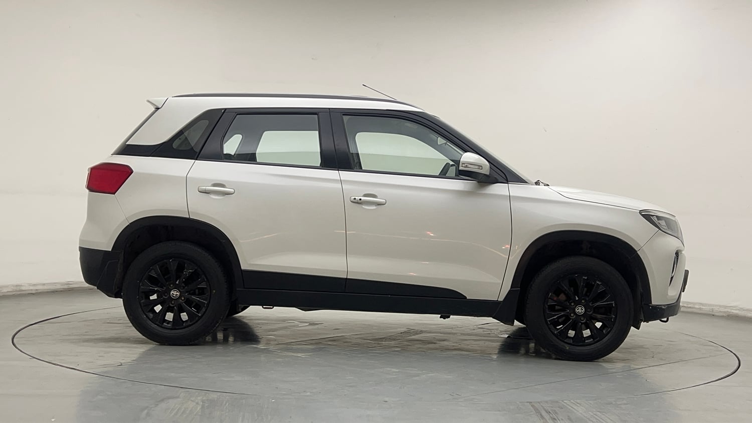 Used 2021 Toyota Urban Cruiser High Grade AT Petrol Automatic exterior RIGHT SIDE VIEW