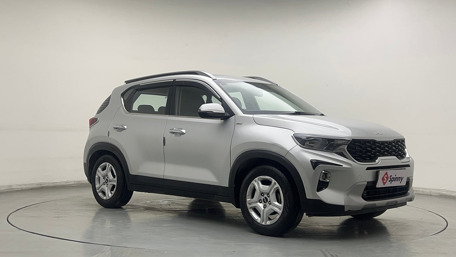 Used 2024 Kia Sonet HTK Plus 1.2 Petrol+Cng (outside fitted) Cng Manual exterior RIGHT FRONT CORNER VIEW