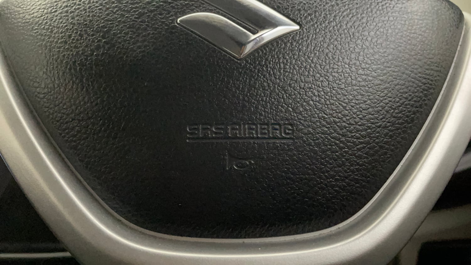 Used 2022 Maruti Suzuki Alto 800 LXi (O) Petrol Manual top_features Airbags