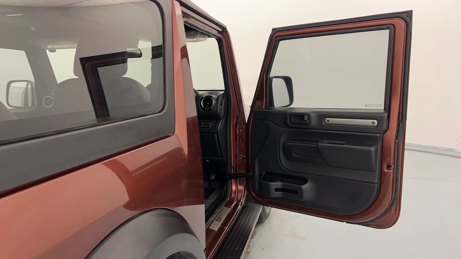 Used 2021 mahindra Thar LX Hard Top Petrol MT 4WD Petrol Manual interior RIGHT FRONT DOOR OPEN VIEW