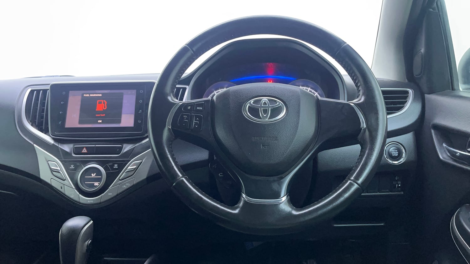 Used 2020 Toyota Glanza V CVT Petrol Automatic interior STEERING VIEW