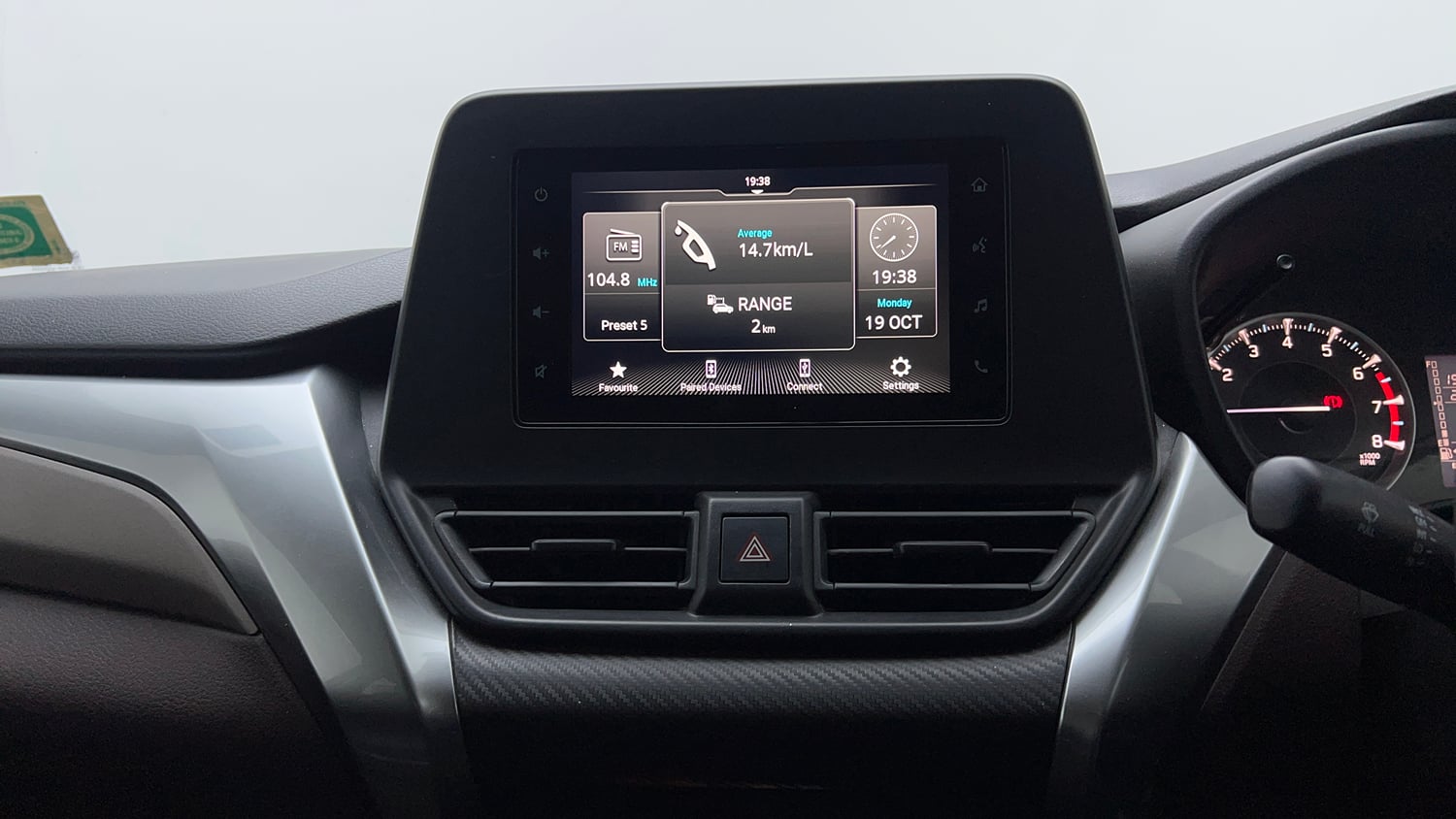Used 2023 Maruti Suzuki Fronx Delta 1.2L MT Petrol Manual top_features Touch screen infotainment system