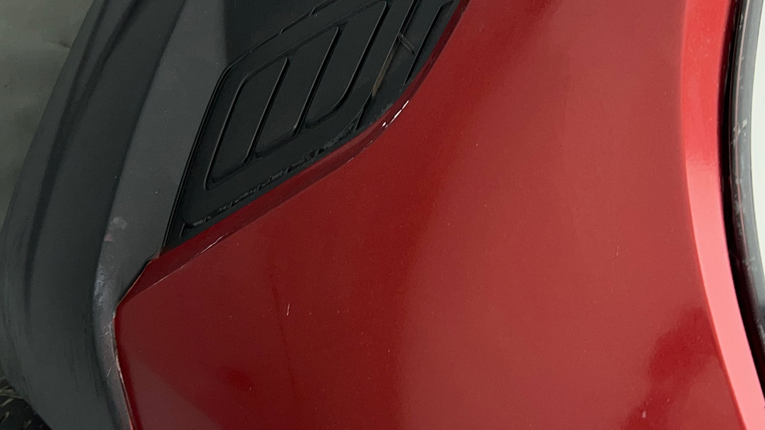 Used 2016 Mahindra KUV100 K6+ 6 STR Petrol Manual dents MINOR SCRATCH