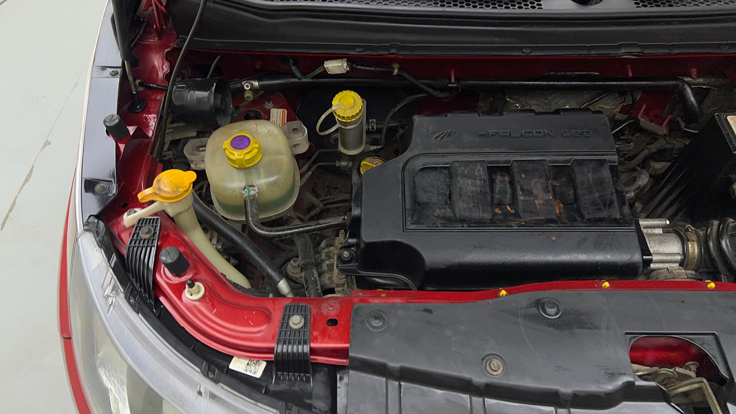 Used 2016 Mahindra KUV100 K6+ 6 STR Petrol Manual engine ENGINE RIGHT SIDE VIEW