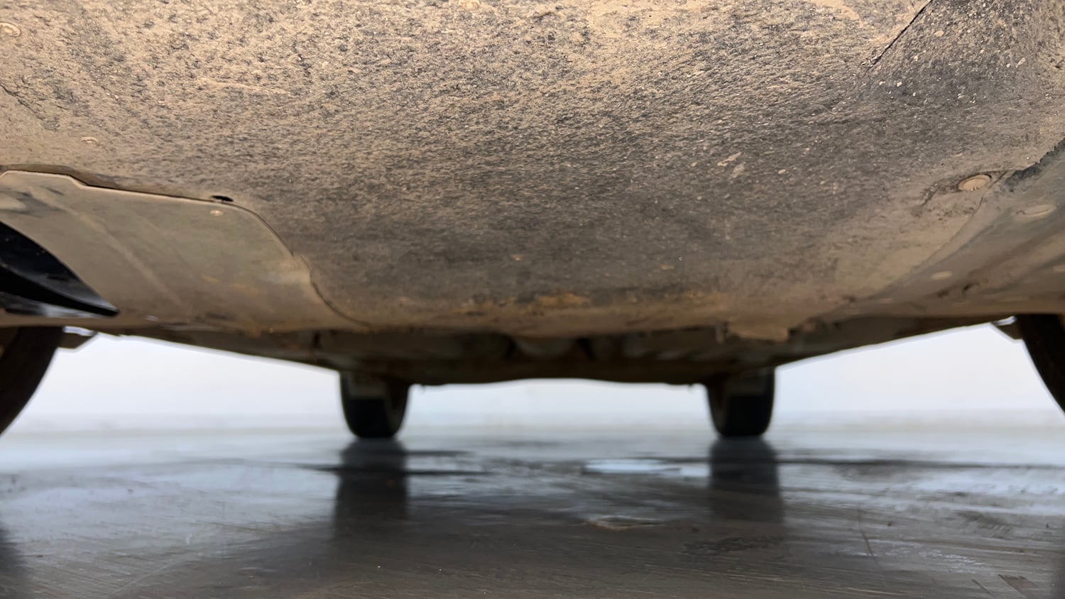 Used 2023 Maruti Suzuki Fronx Delta 1.2L MT Petrol Manual extra FRONT LEFT UNDERBODY VIEW