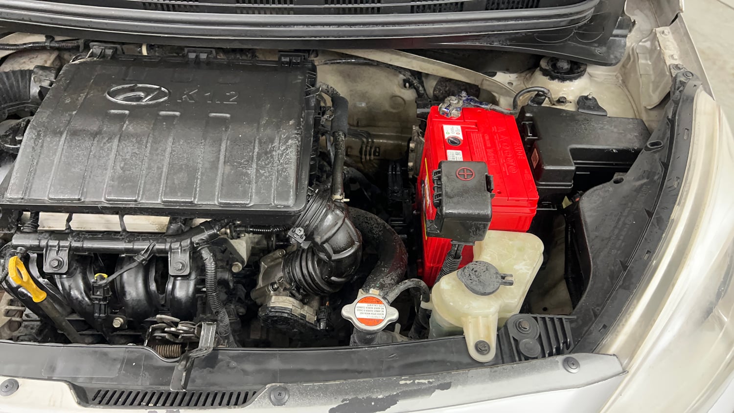 Used 2015 Hyundai Grand i10 Magna 1.2 Kappa VTVT Petrol Manual engine ENGINE LEFT SIDE VIEW