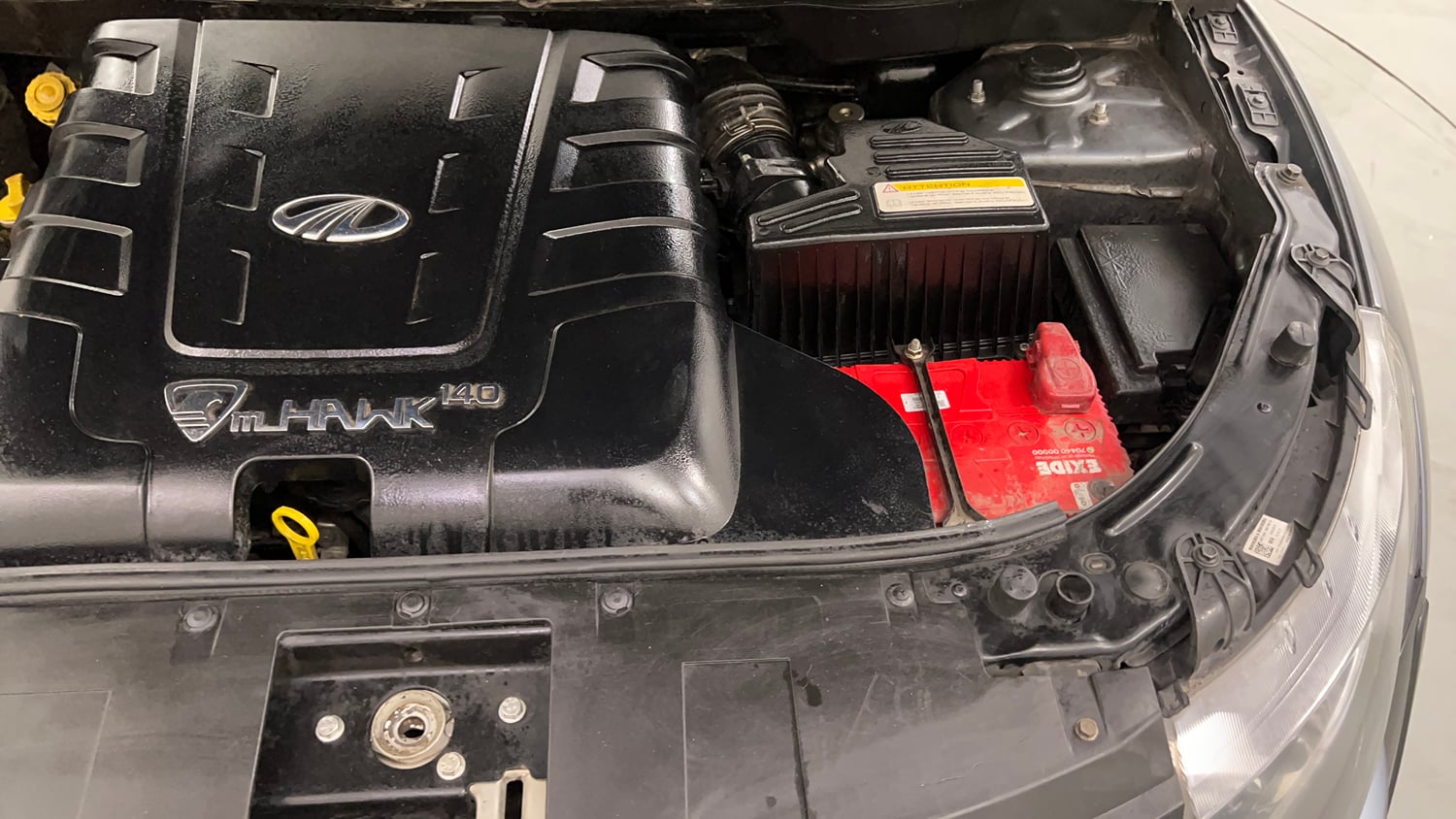 Used 2016 Mahindra XUV500 W4 Diesel Manual engine ENGINE LEFT SIDE VIEW