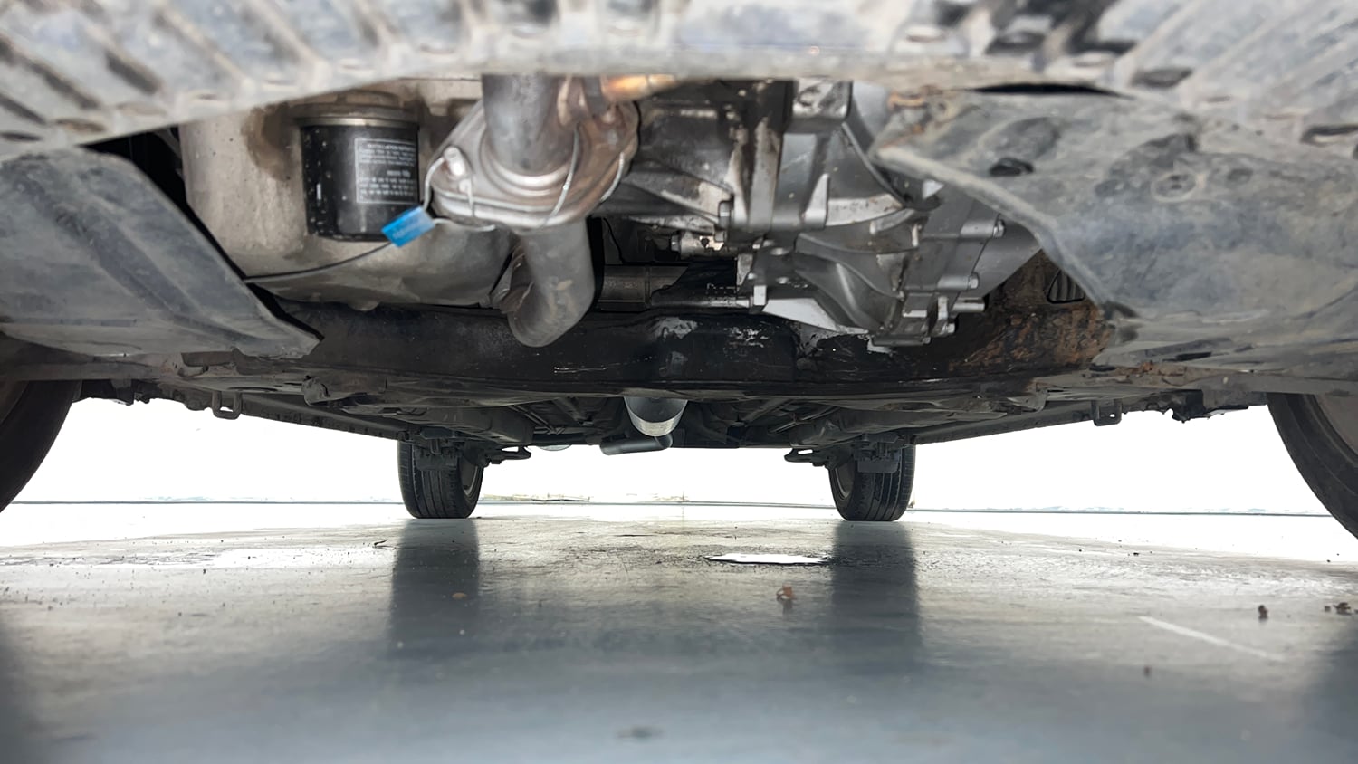 Used 2017 Maruti Suzuki Ciaz Alpha 1.4 MT Petrol Manual extra FRONT LEFT UNDERBODY VIEW