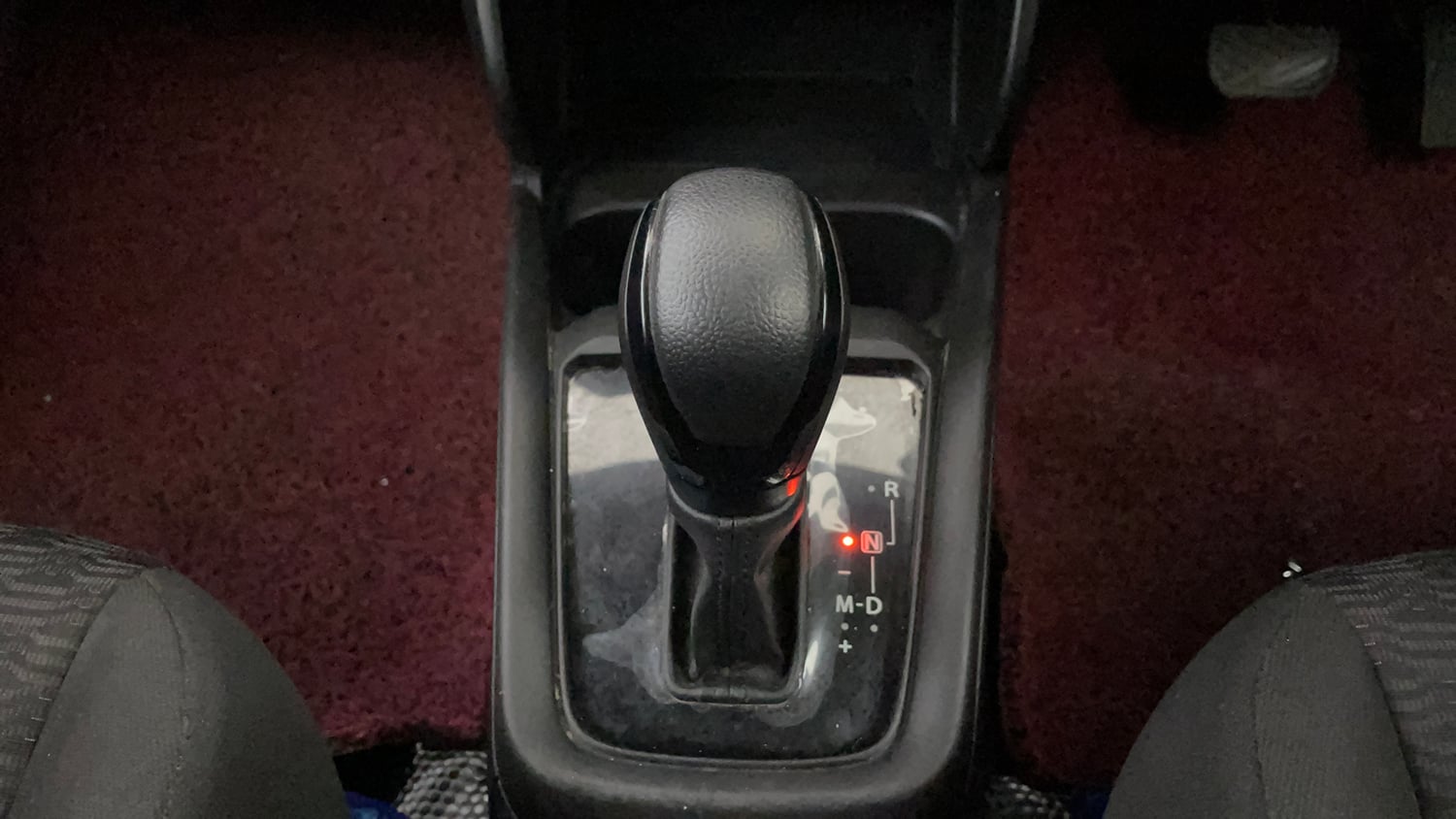 Used 2024 Maruti Suzuki Swift VXi (O) AMT Petrol Automatic interior GEAR  KNOB VIEW
