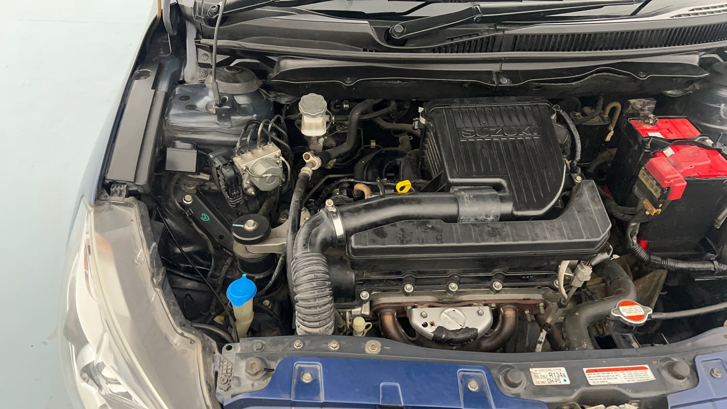 Used 2017 Maruti Suzuki Ciaz Alpha 1.4 MT Petrol Manual engine ENGINE RIGHT SIDE VIEW