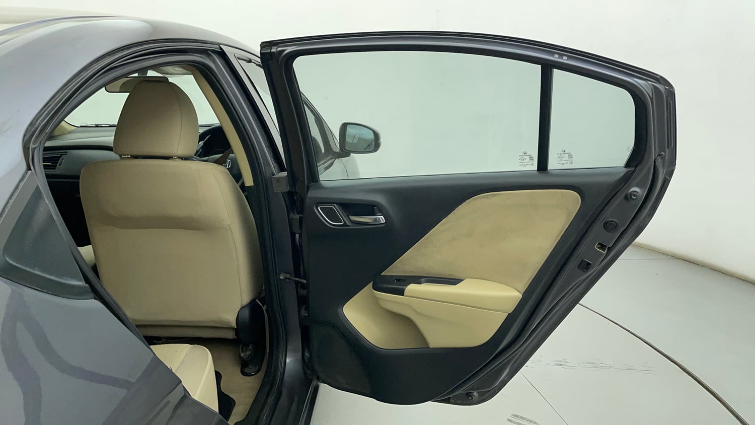 Used 2017 Honda City V Petrol Manual interior RIGHT REAR DOOR OPEN VIEW