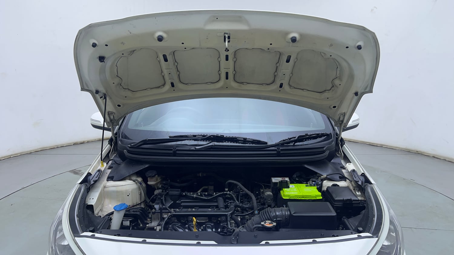 Used 2018 Hyundai Elite i20 Asta 1.2 Dual Tone Petrol Manual engine ENGINE & BONNET OPEN FRONT VIEW