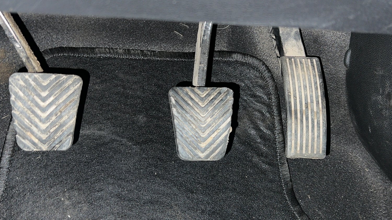 Used 2016 Hyundai Elite i20 Asta 1.2 (O) Petrol Manual interior PEDALS VIEW