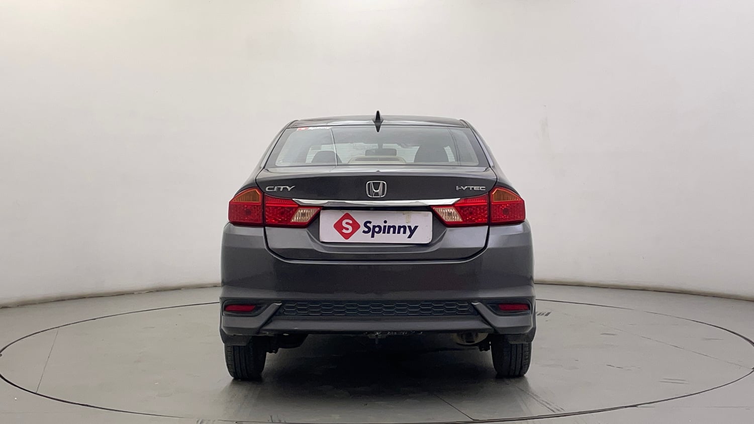 Used 2017 Honda City V Petrol Manual exterior BACK VIEW
