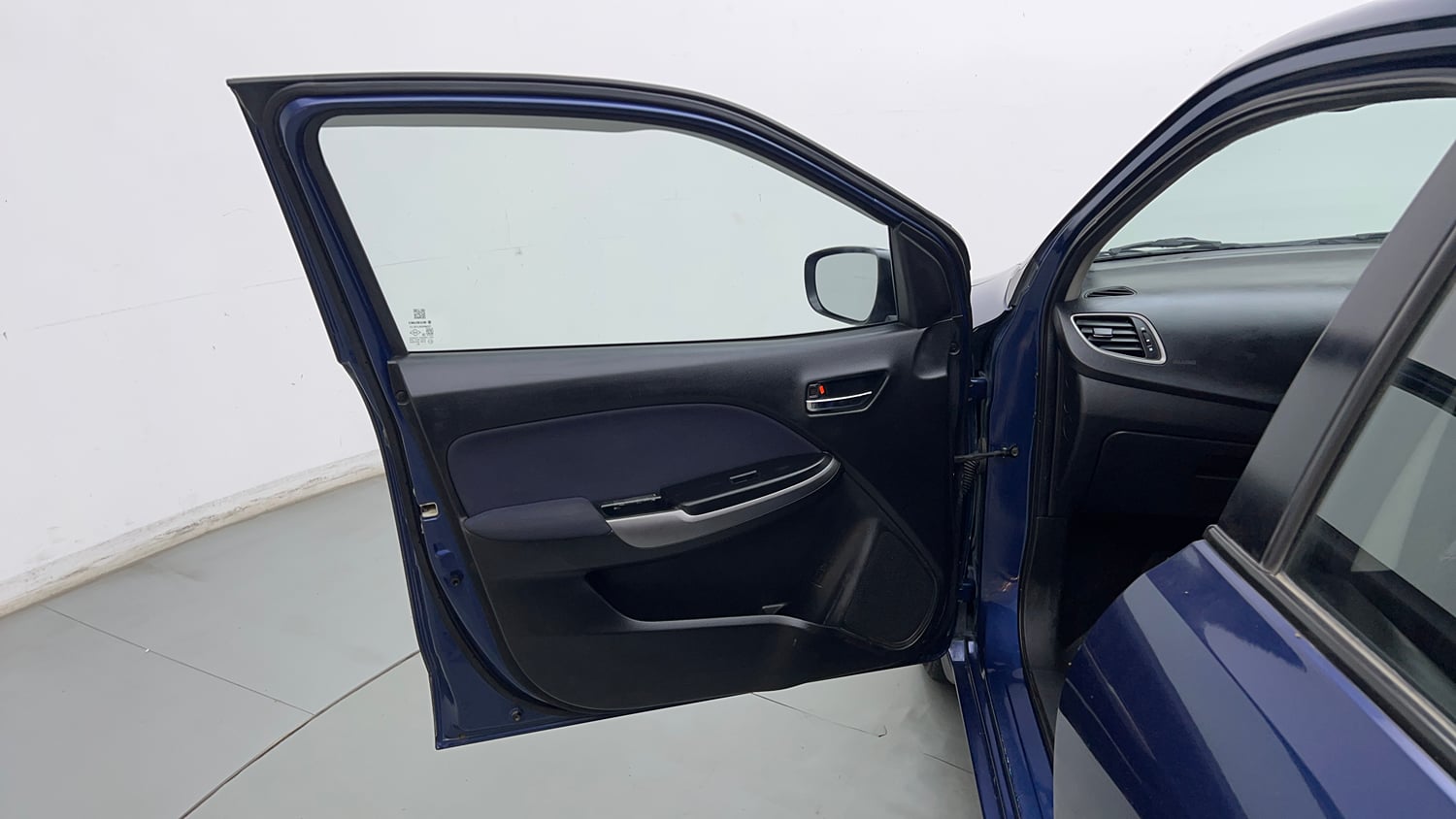 Used 2019 Maruti Suzuki Baleno Delta Petrol Manual interior LEFT FRONT DOOR OPEN VIEW