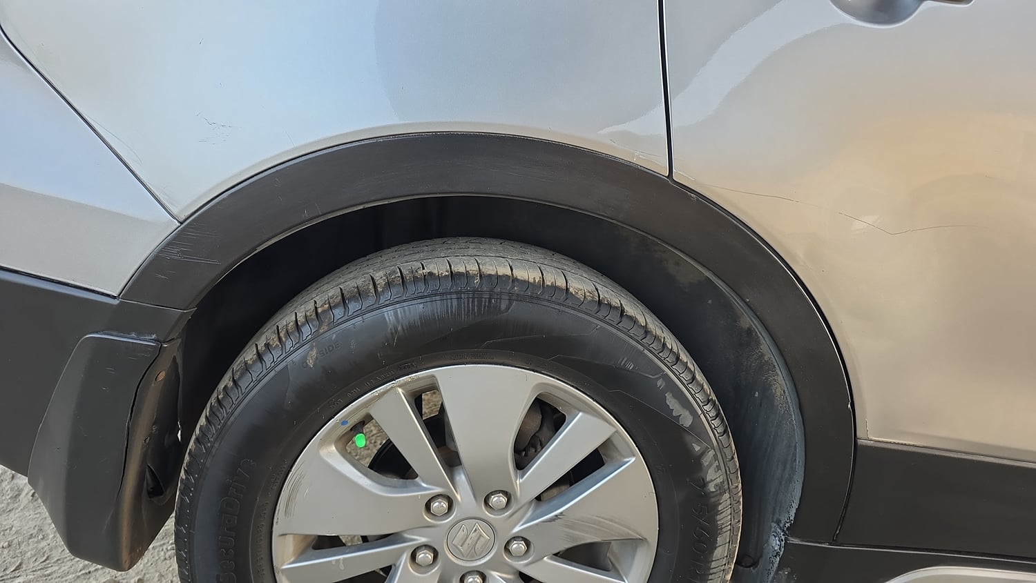 Used 2016 Maruti Suzuki S-Cross Alpha 1.6 Diesel Manual tyres RIGHT REAR TYRE TREAD VIEW