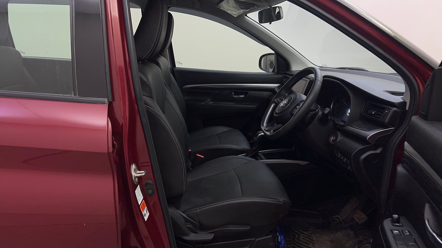 Used 2023 Maruti Suzuki XL6 Alpha Plus AT Petrol Dual Tone Petrol Automatic interior RIGHT SIDE FRONT DOOR CABIN VIEW