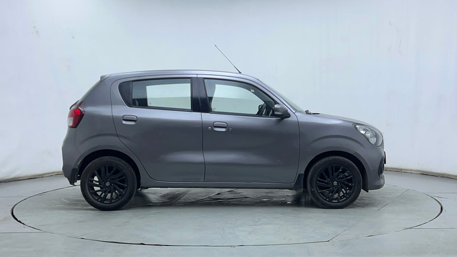 Used 2022 Maruti Suzuki Celerio ZXi Plus AMT Petrol Automatic exterior RIGHT SIDE VIEW