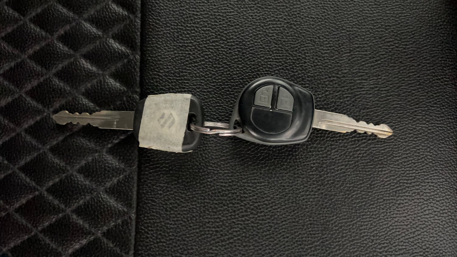 Used 2016 Maruti Suzuki Swift VXi Petrol Manual extra CAR KEY VIEW